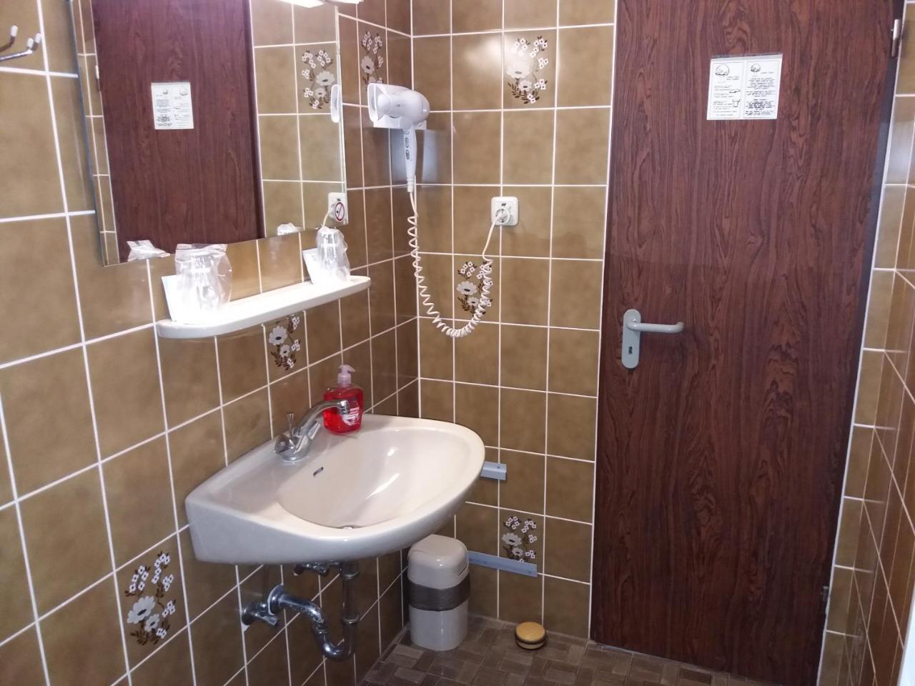 Hotel Aris Sarstedt Zewnętrze zdjęcie